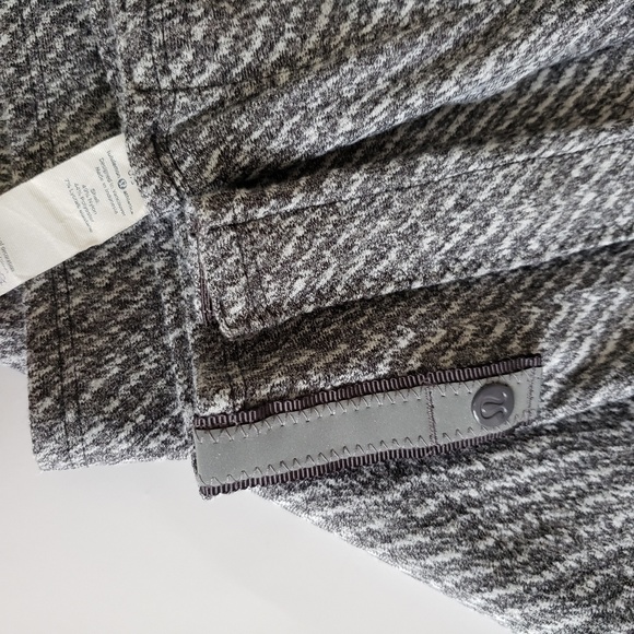 Lululemon scarf - Picture 2 of 2